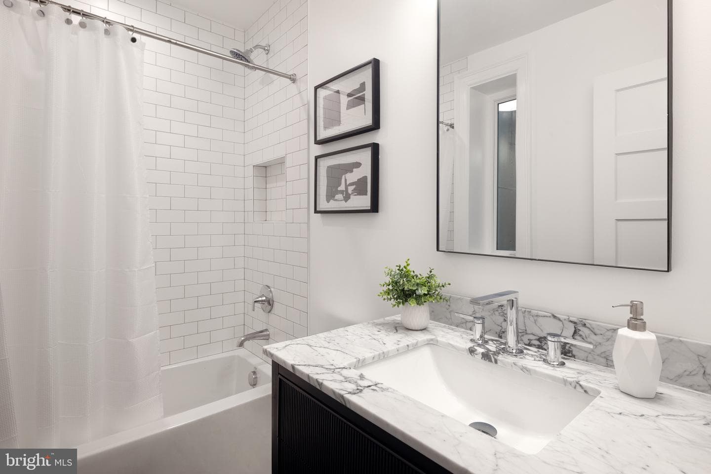 1241 4th Street NW photo 47