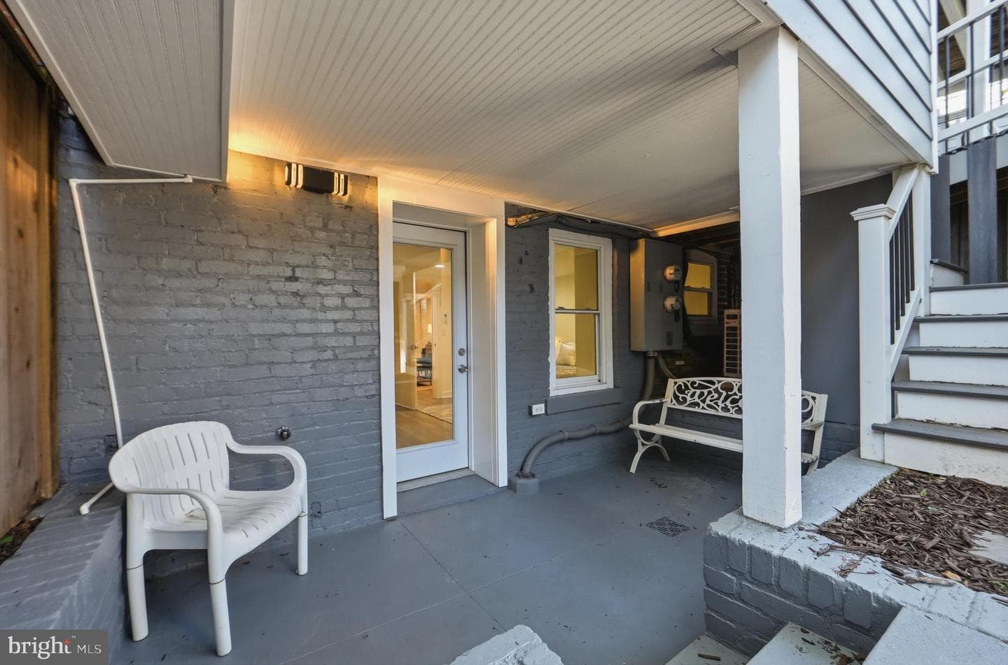634 Lexington Place NE photo 44