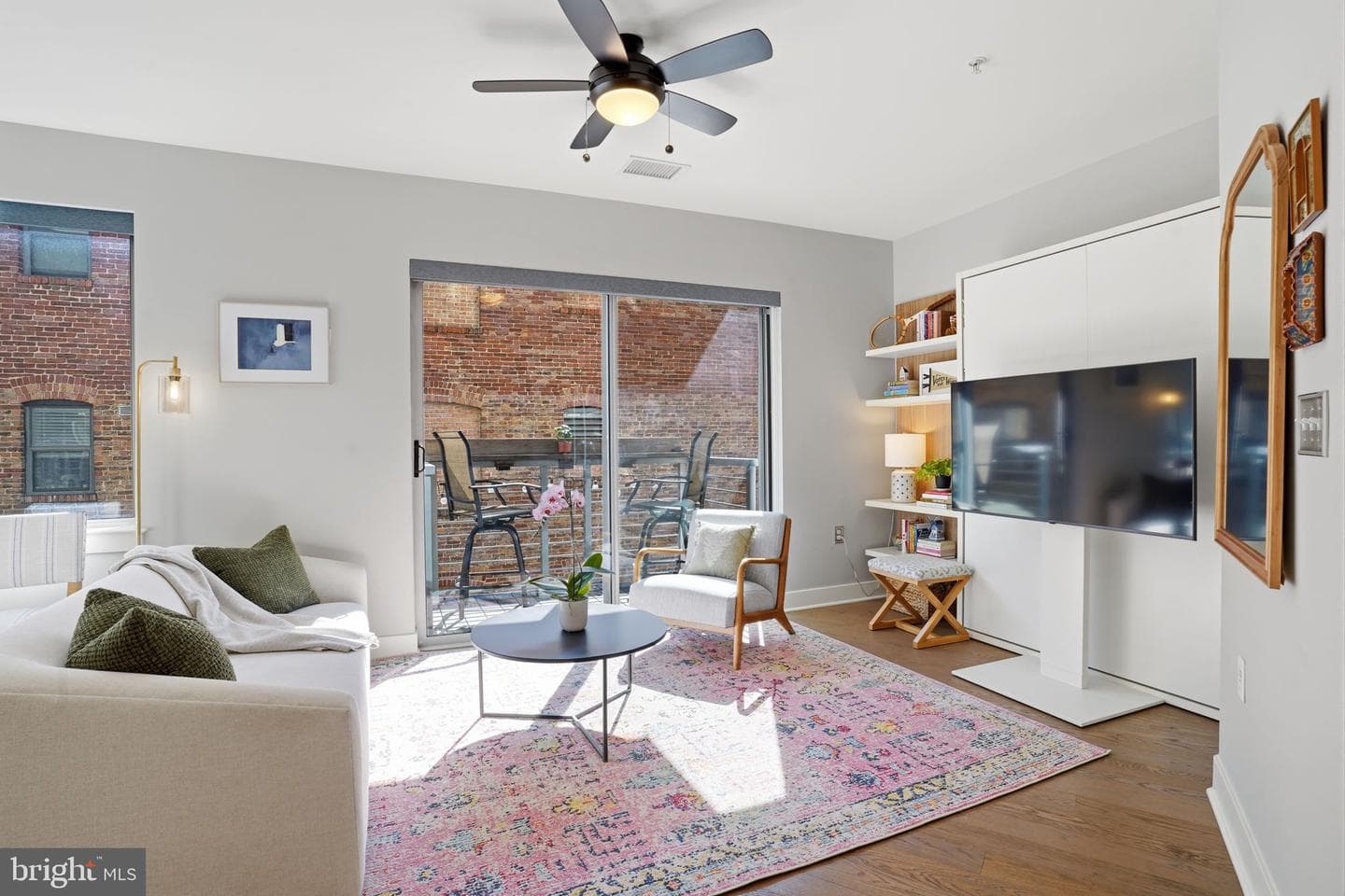 2550 17th Street NW #305 photo 2