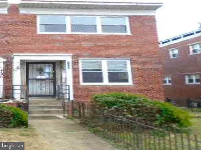 7539 9th Street NW photo 2