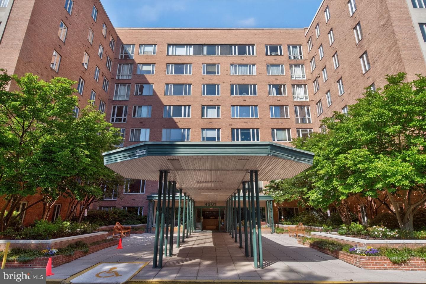 4301 Massachusetts Avenue NW #2006 photo 19