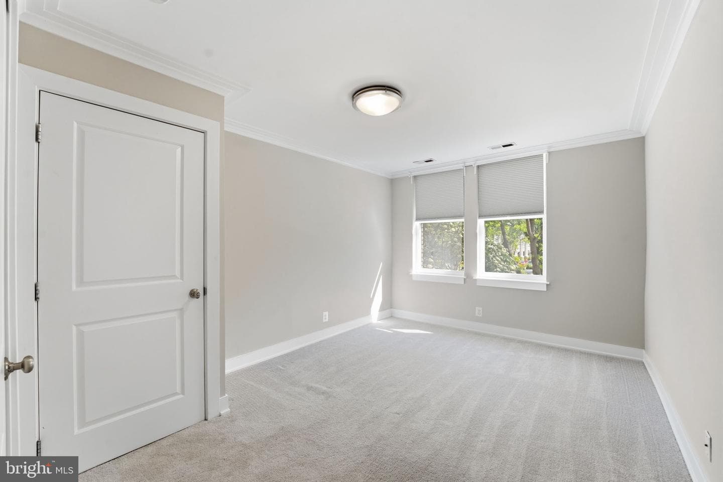 14 S Street NE #201 photo 17