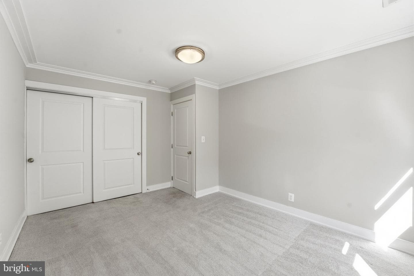 14 S Street NE #201 photo 18