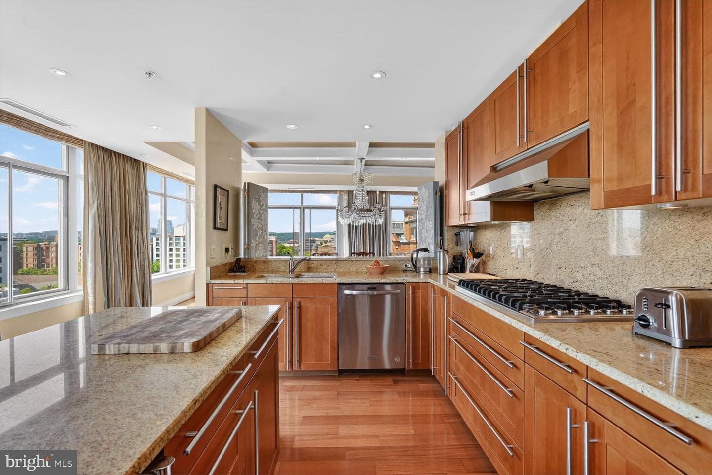 2425 L Street NW #939 photo 19