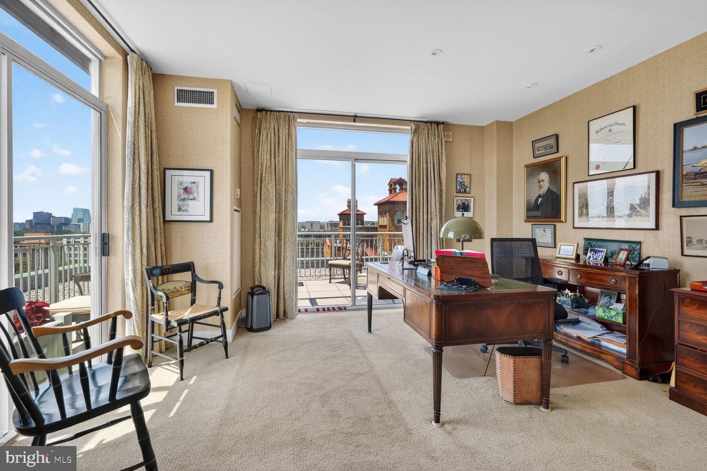 2425 L Street NW #939 photo 23