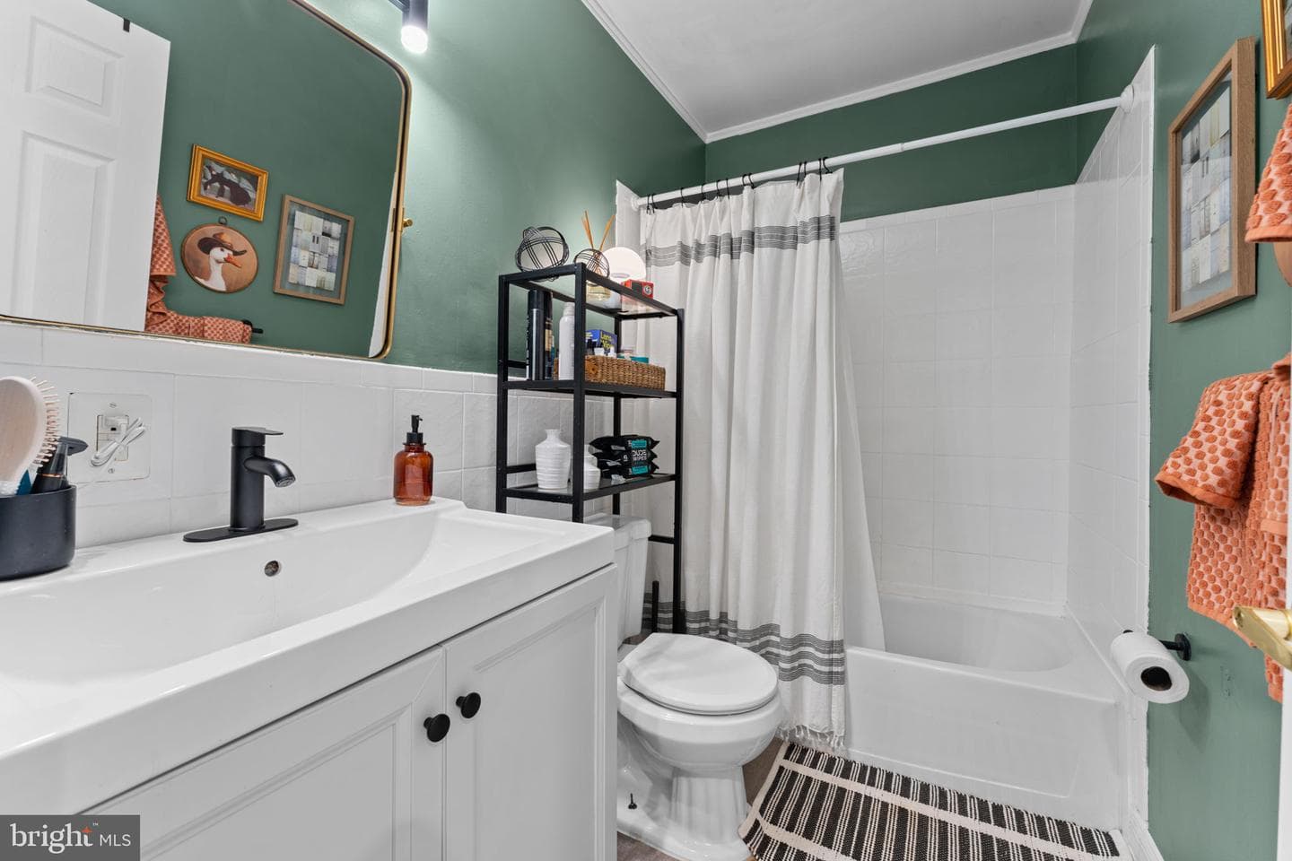 1219 Holbrook Terrace NE #3 photo 9