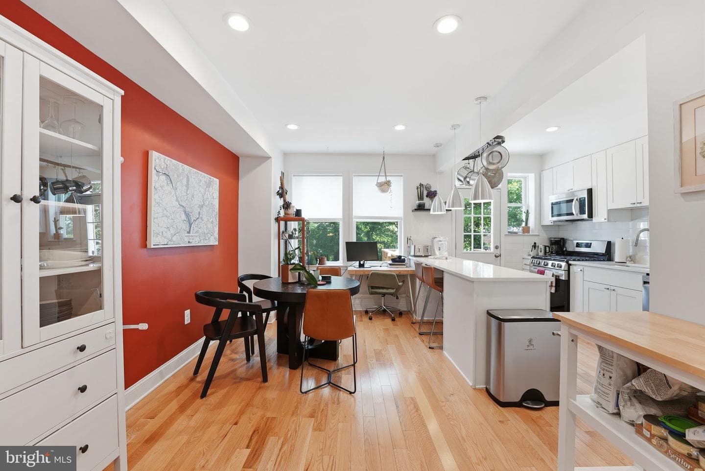 52 Hamilton Street NW photo 6