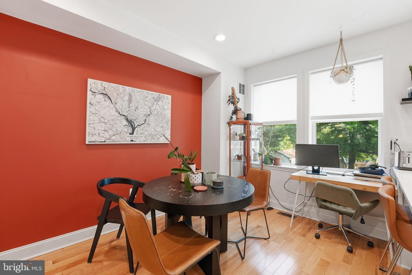 52 Hamilton Street NW photo 7