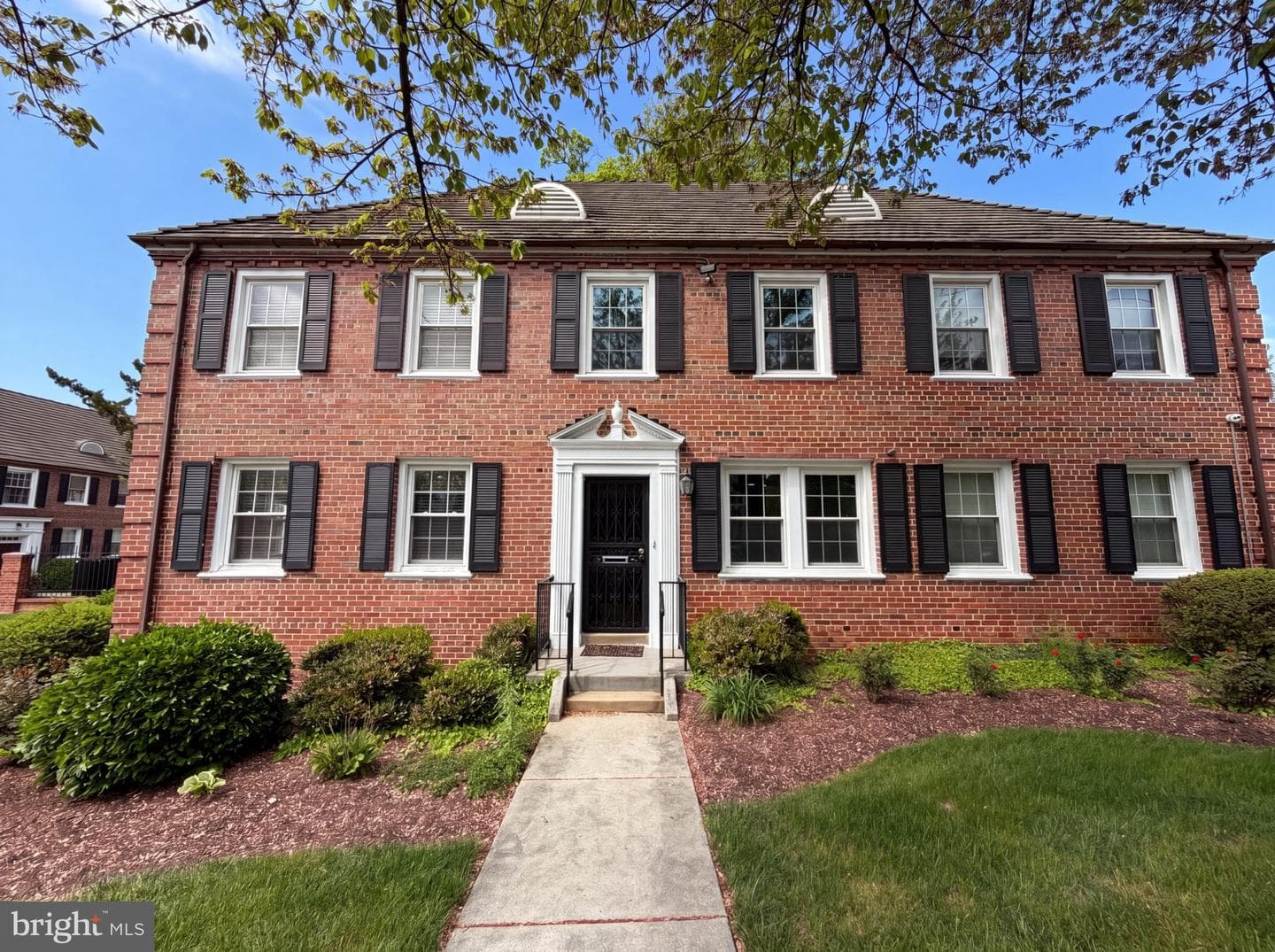 3820 V Street SE #202