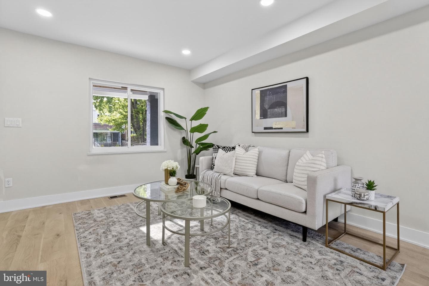 311 35th Street NE photo 13