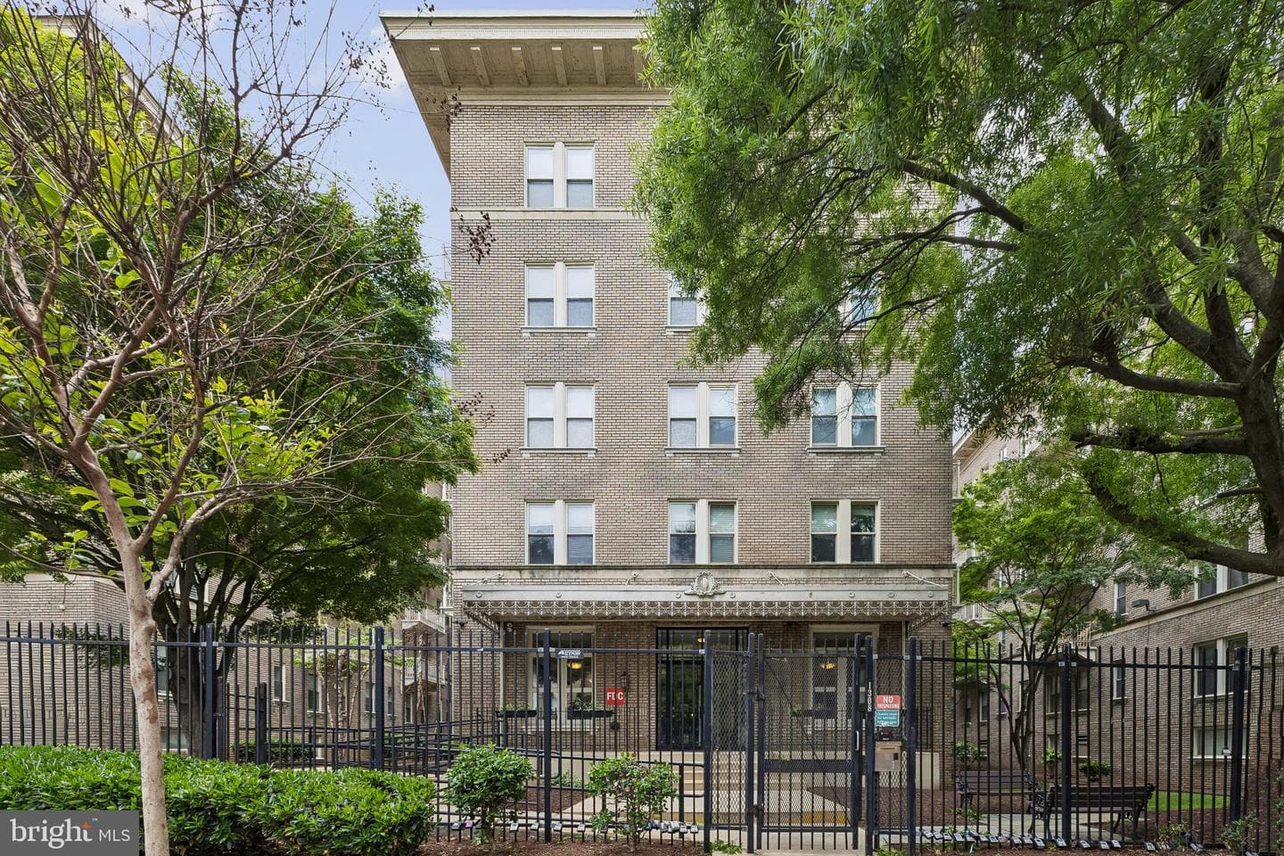 1308 Clifton Street NW #507 photo 1