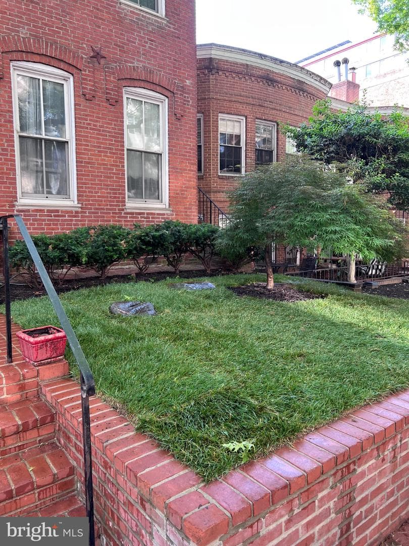 947 25th Street NW photo 3