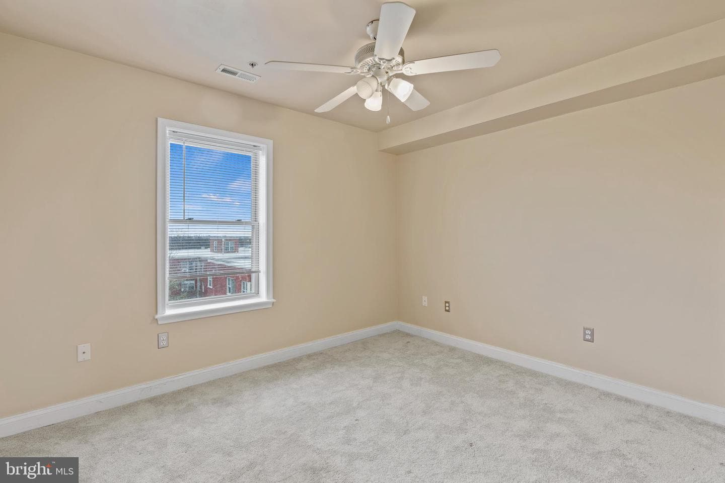 922 Madison Street NW #304 photo 15