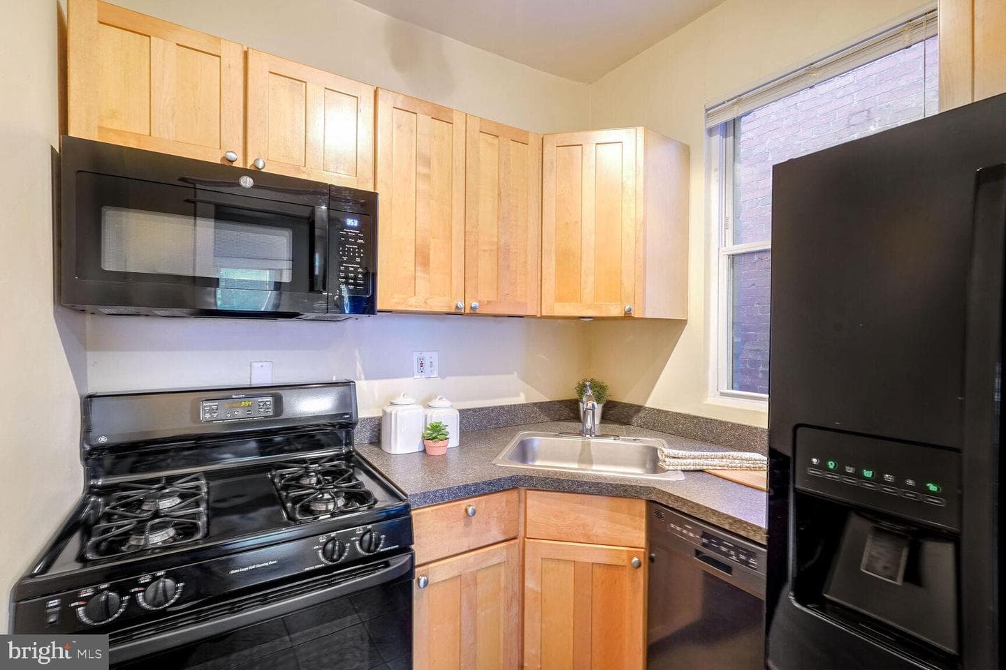 1020 Fairmont Street NW #1 photo 12