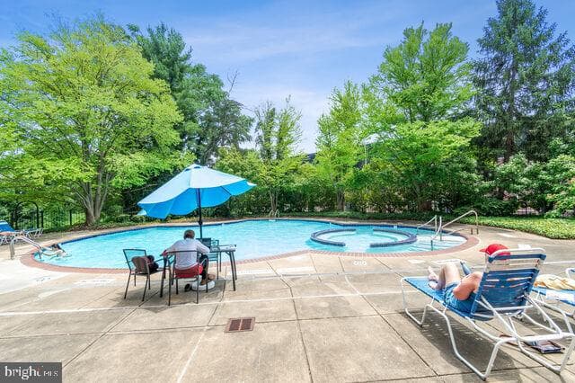 2111 Wisconsin Avenue NW #411 photo 25