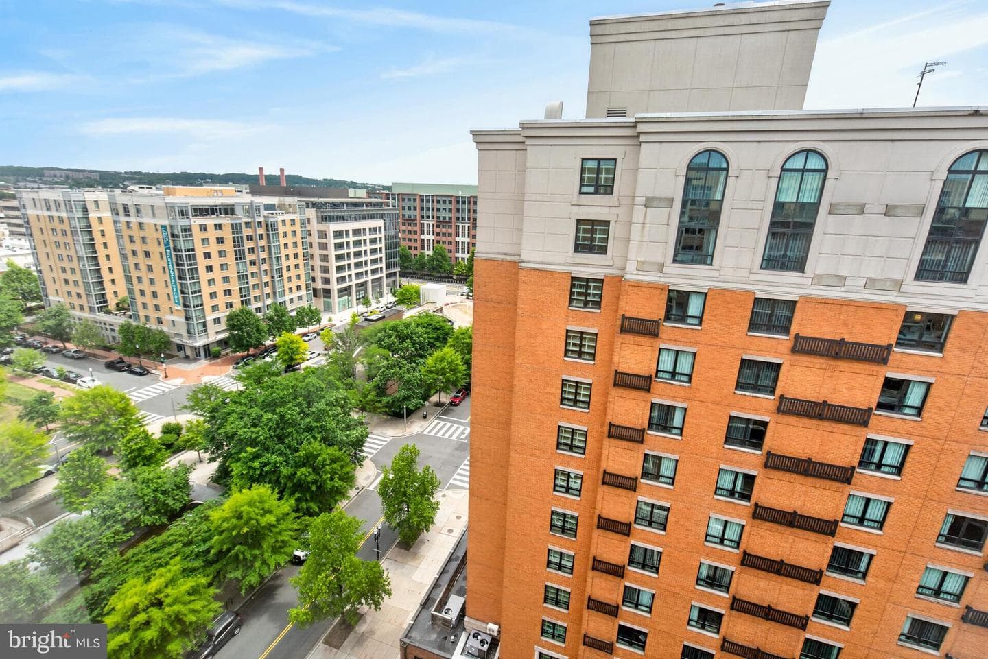 1000 New Jersey Avenue SE #ph20 photo 21