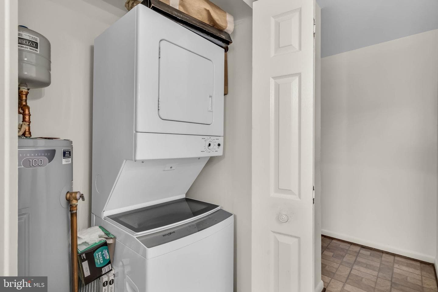 3040 Pineview Court NE photo 21