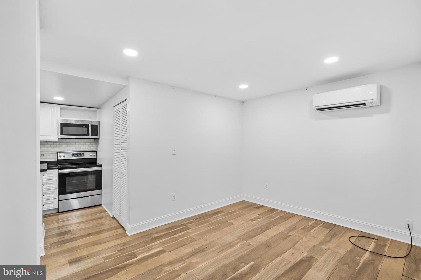 2032 15th Street NW #2 photo 5
