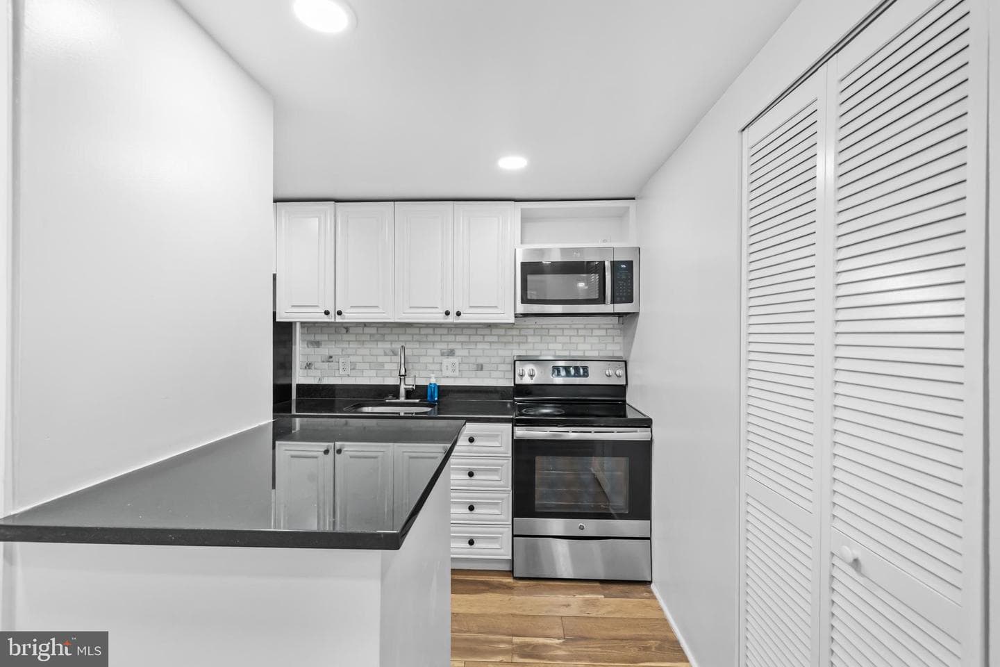 2032 15th Street NW #2 photo 9