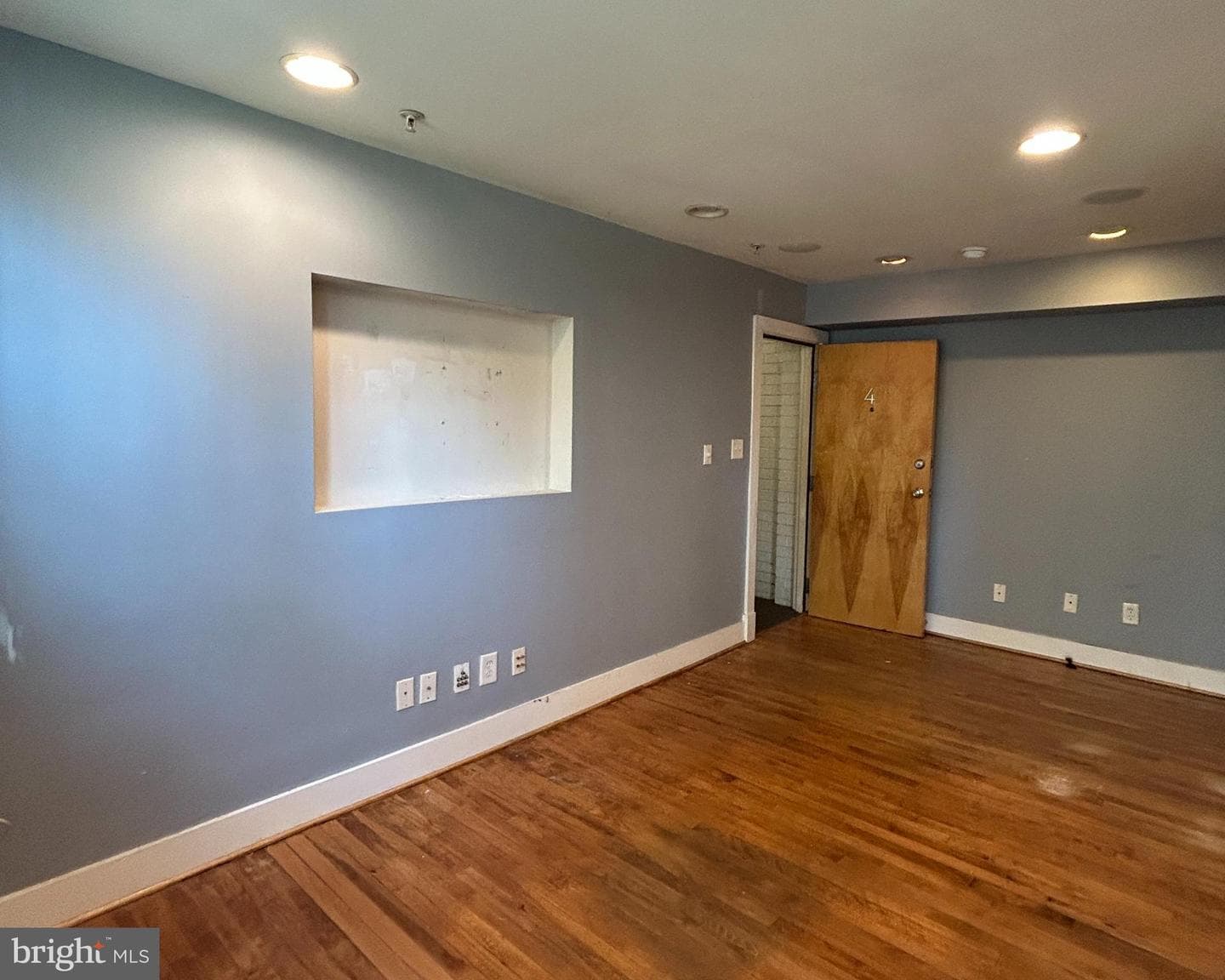 2608 Sherman Avenue NW #b-04 photo 3