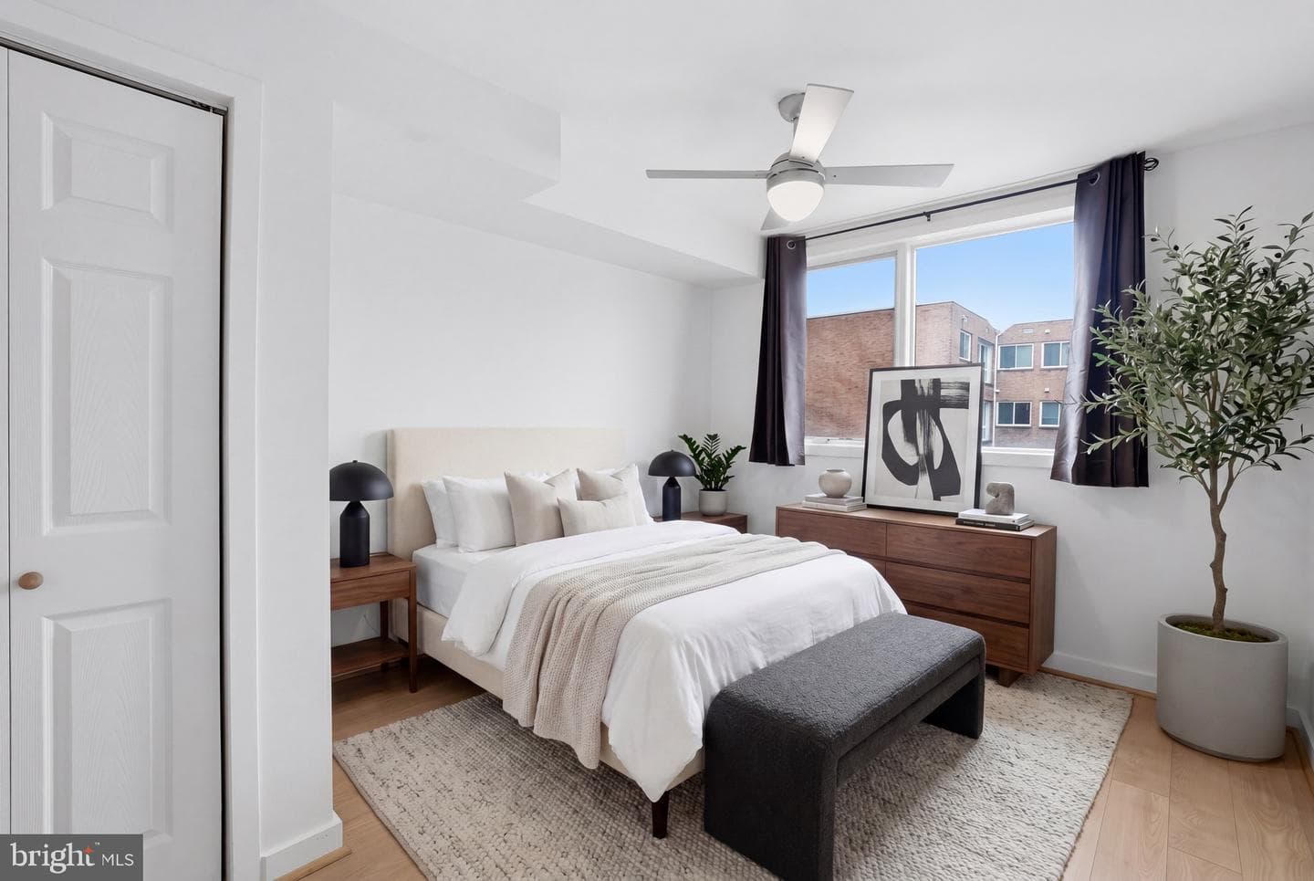 1423 Newton Street NW #303 photo 13
