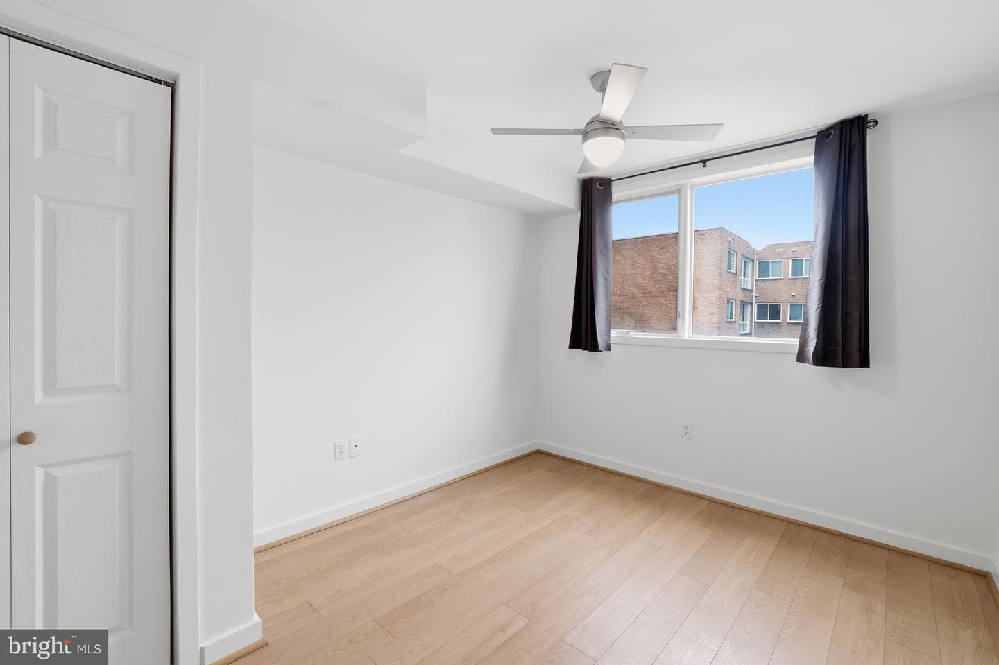 1423 Newton Street NW #303 photo 17