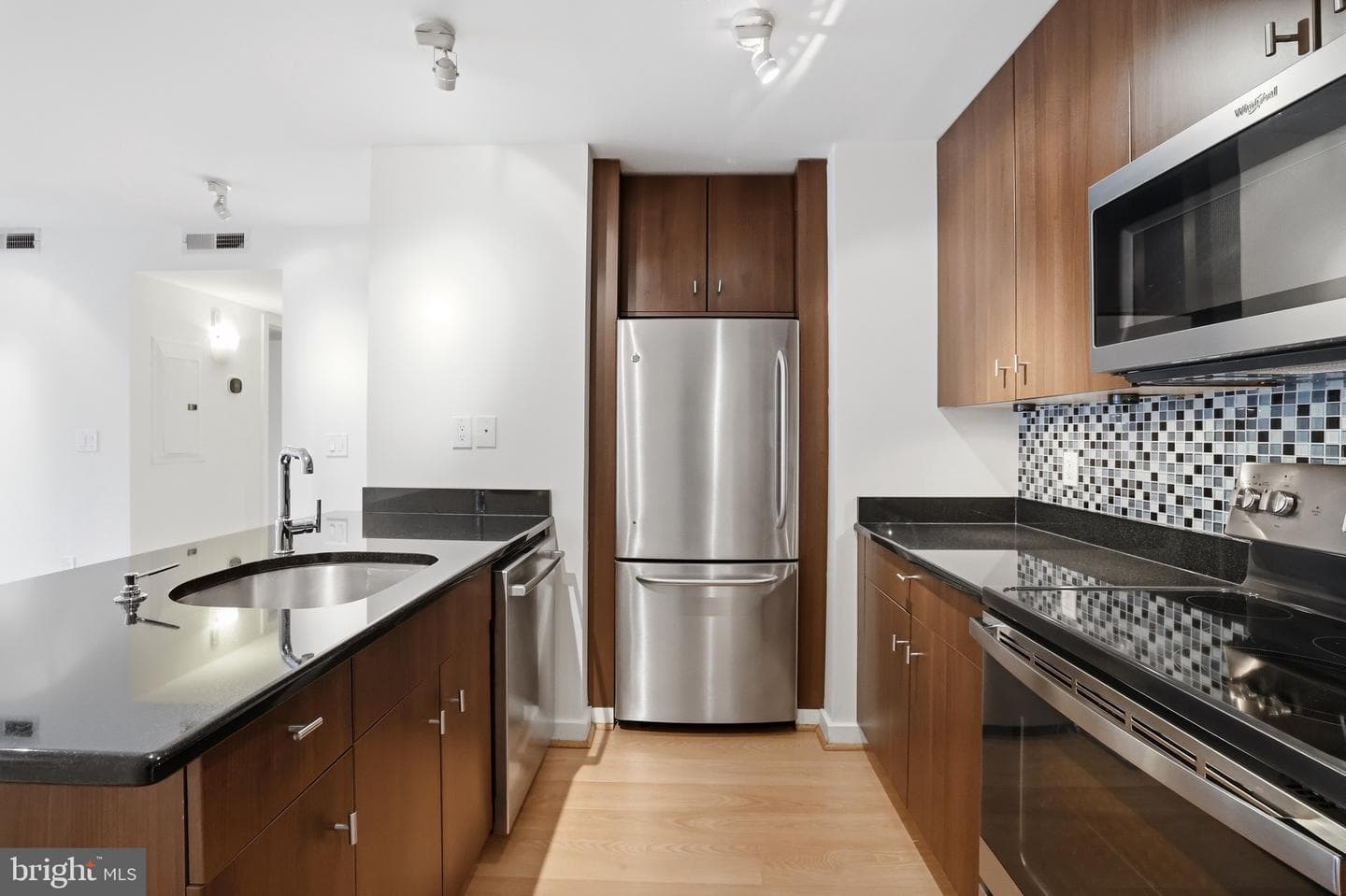 1423 Newton Street NW #303 photo 9