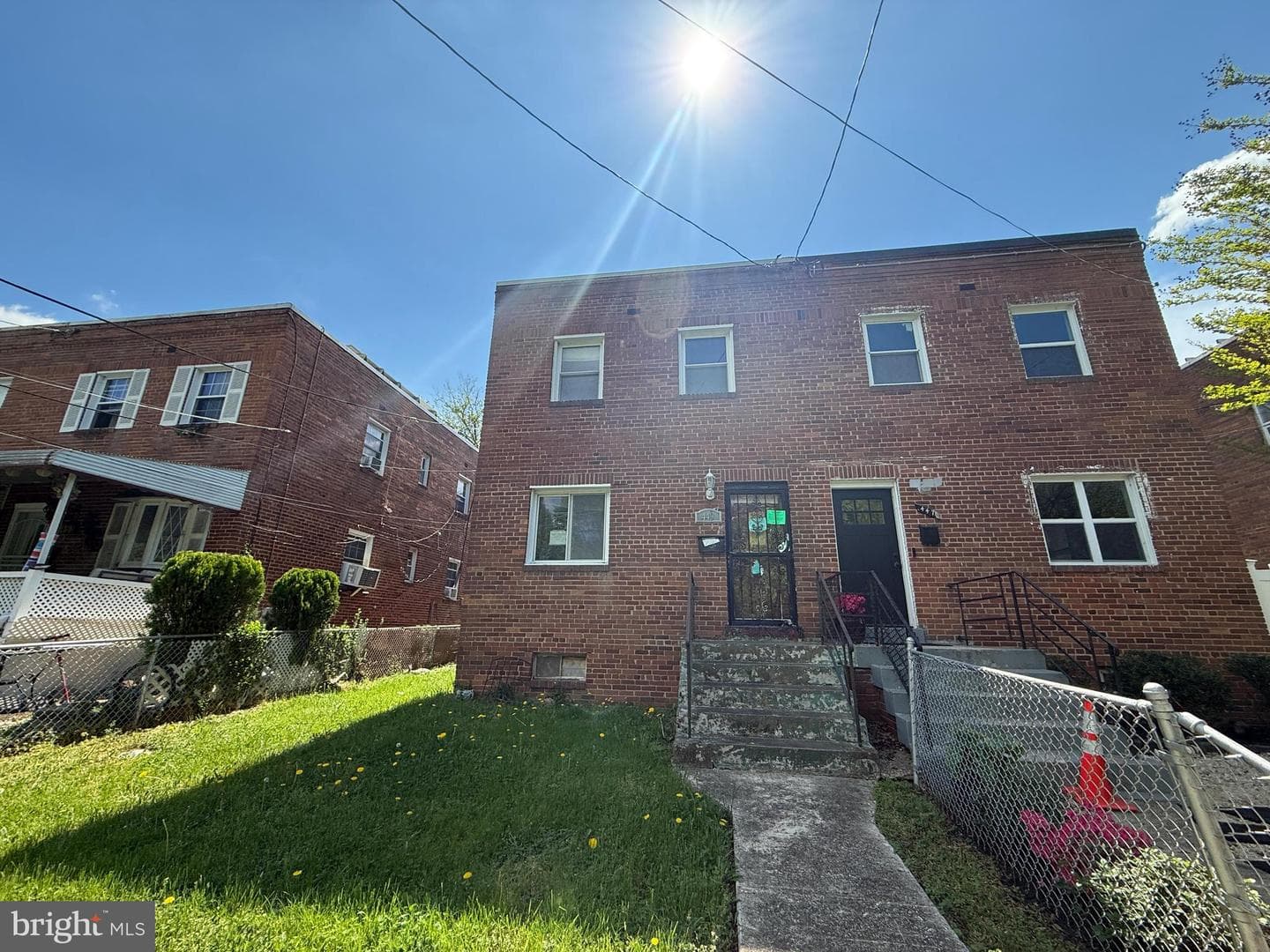 449 Valley Avenue SE photo 1