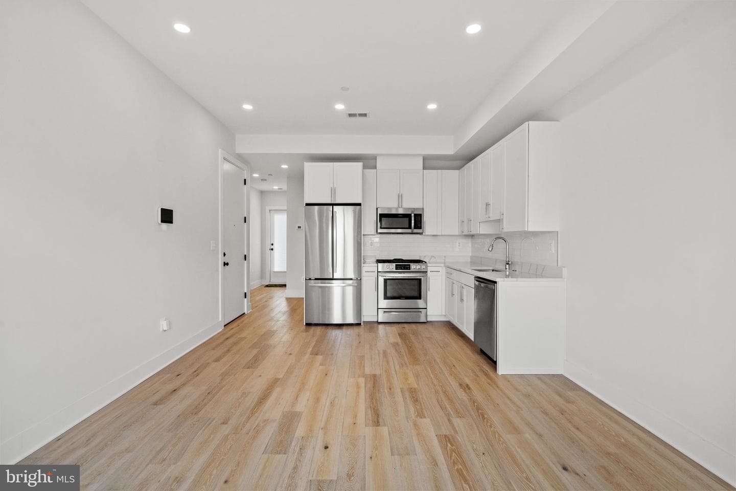 1130 Penn Street NE #6 photo 6