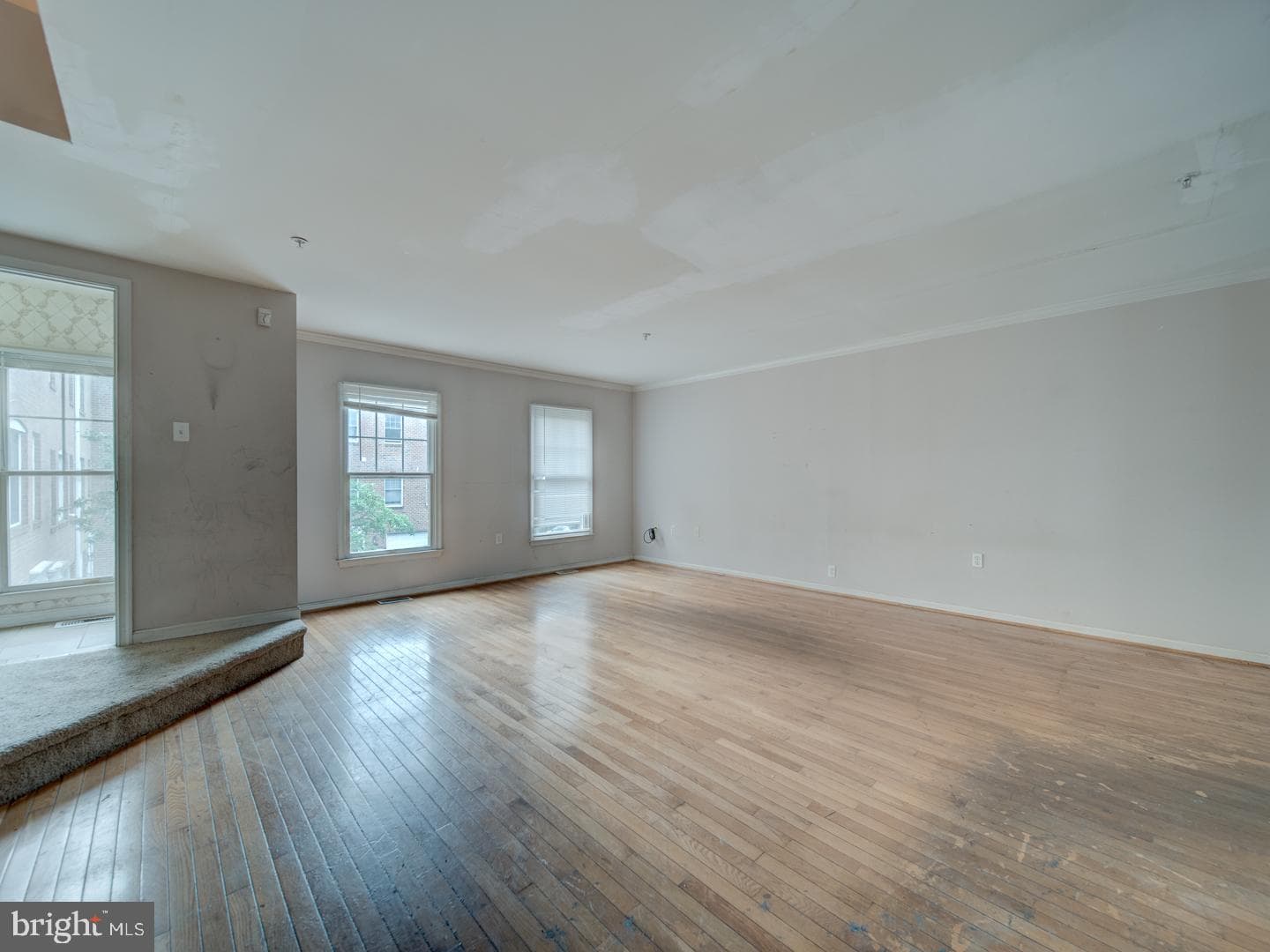 881-A Barnaby Street SE photo 10