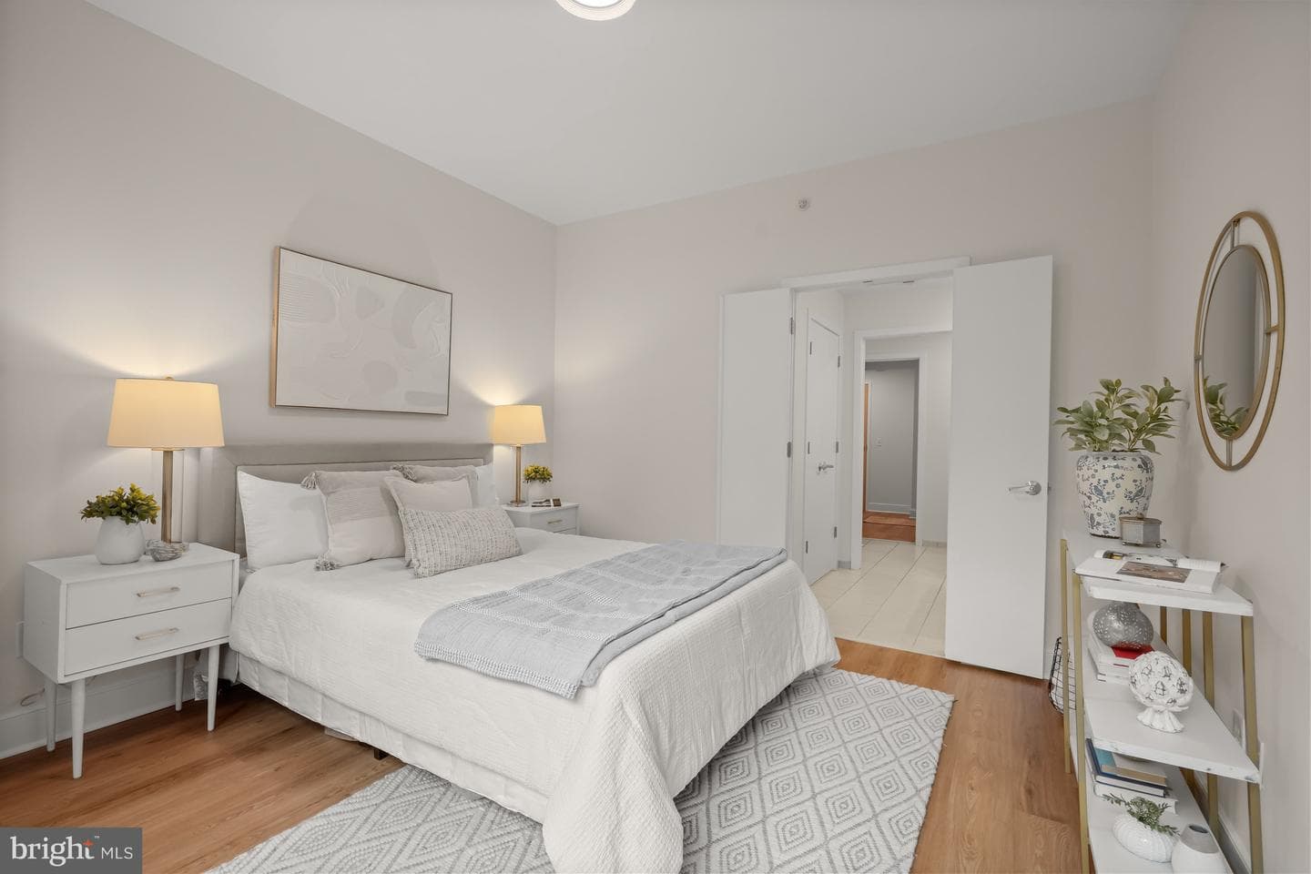 910 M Street NW #304 photo 11