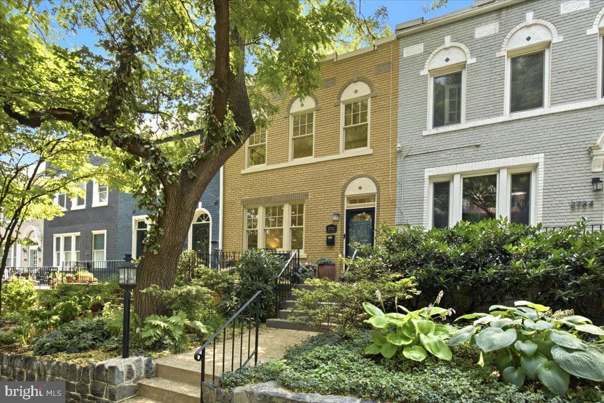 2732 Woodley Place NW, Washington