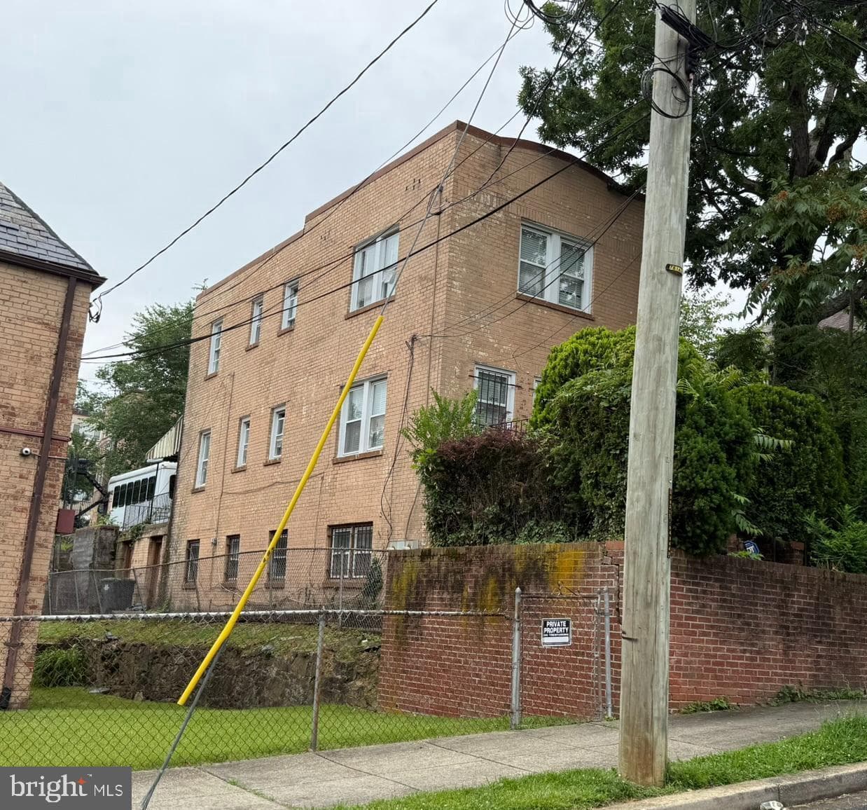 1622 28th Place SE photo 1