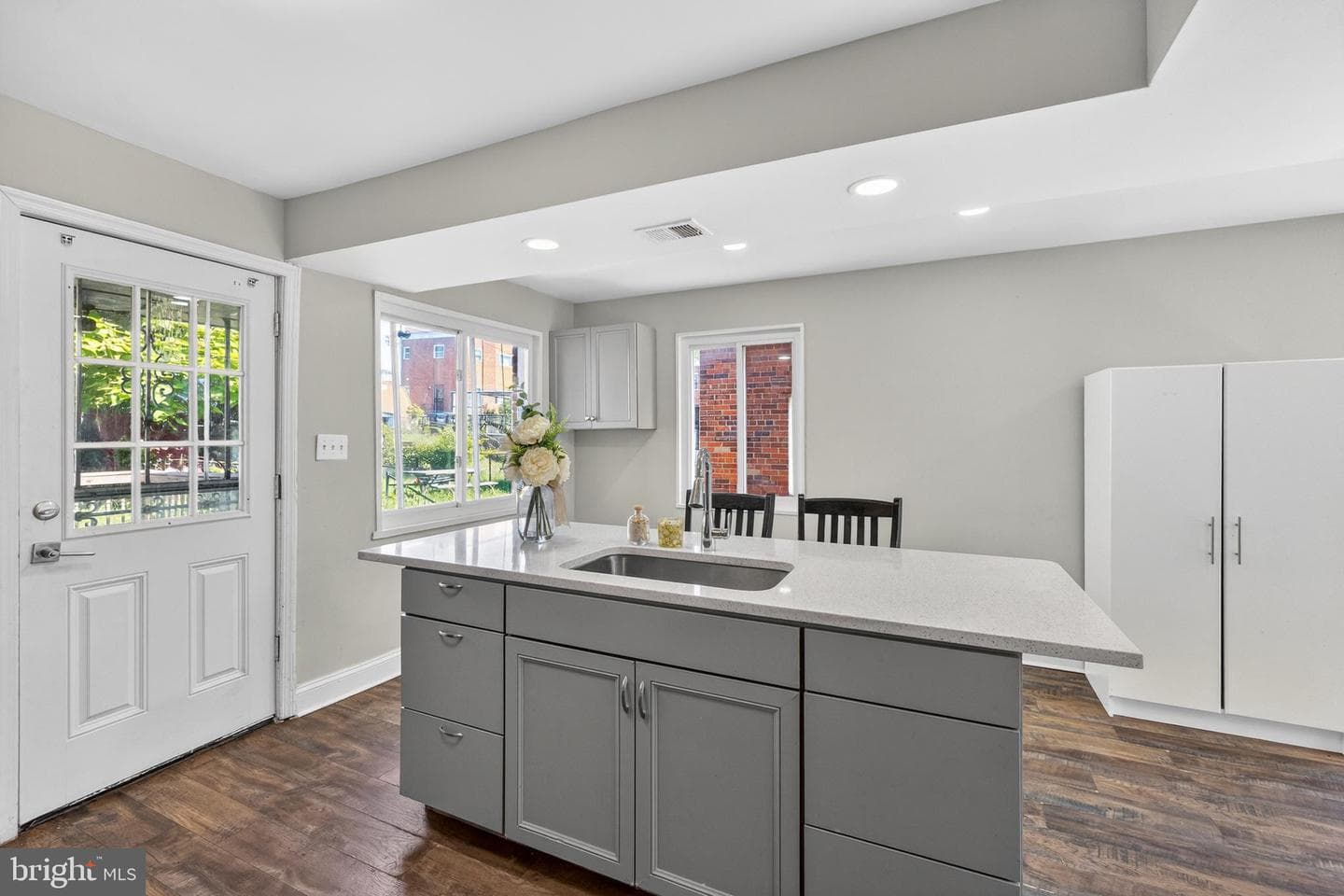 206 53rd Street NE photo 19