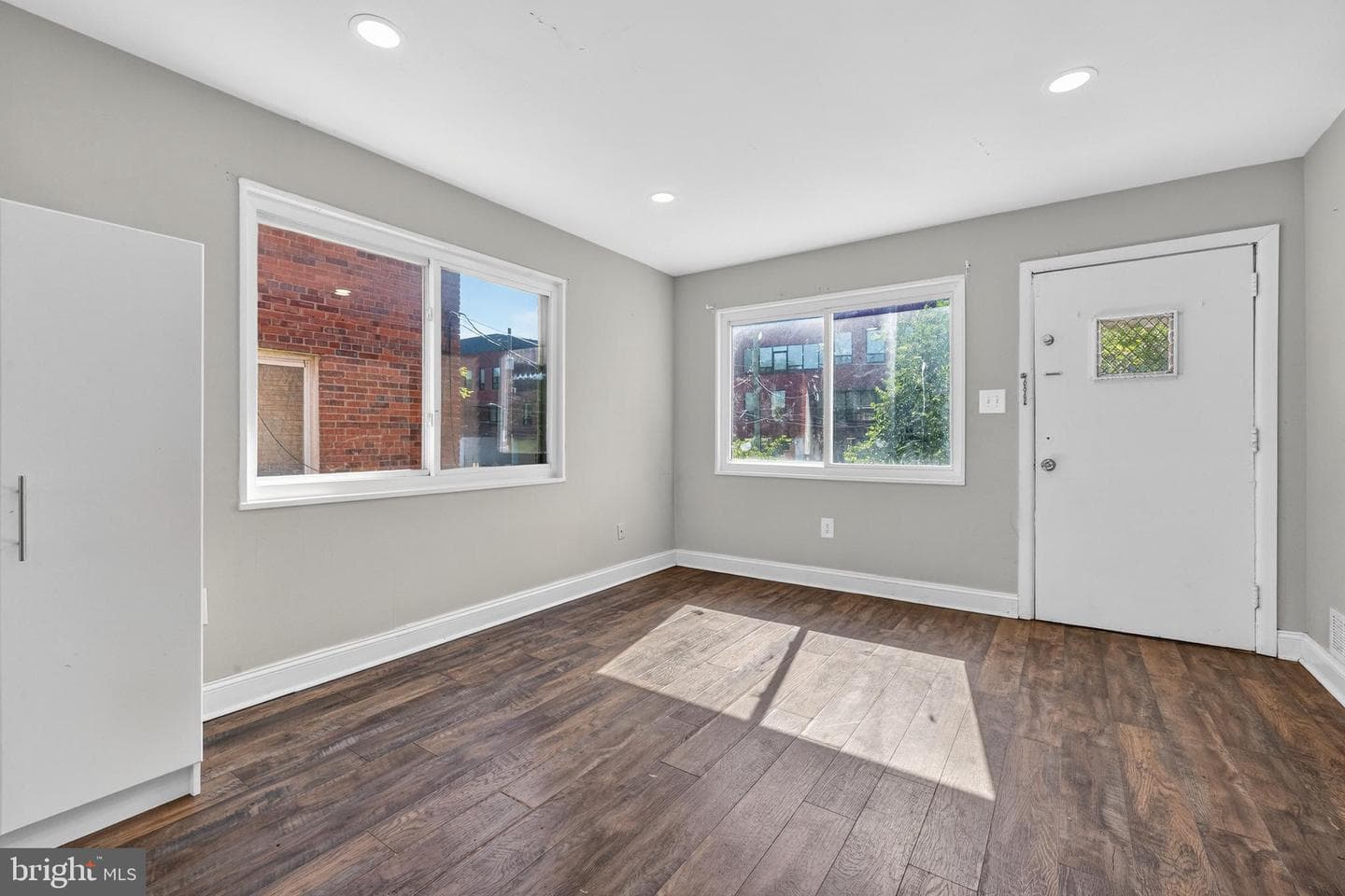 206 53rd Street NE photo 5