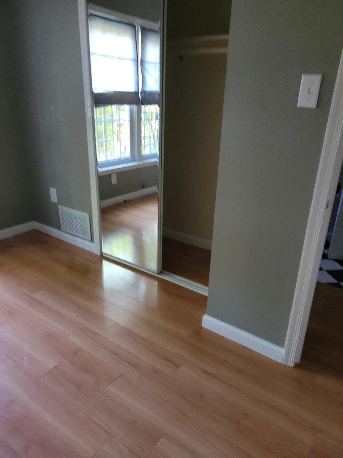 1358 G Street SE photo 25