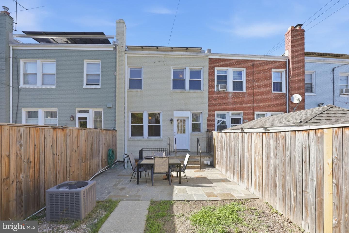 326 Farragut Street NW photo 35