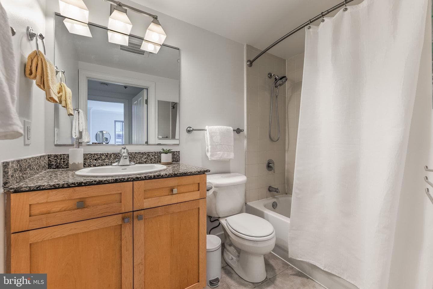 777 7th Street NW #320 photo 24