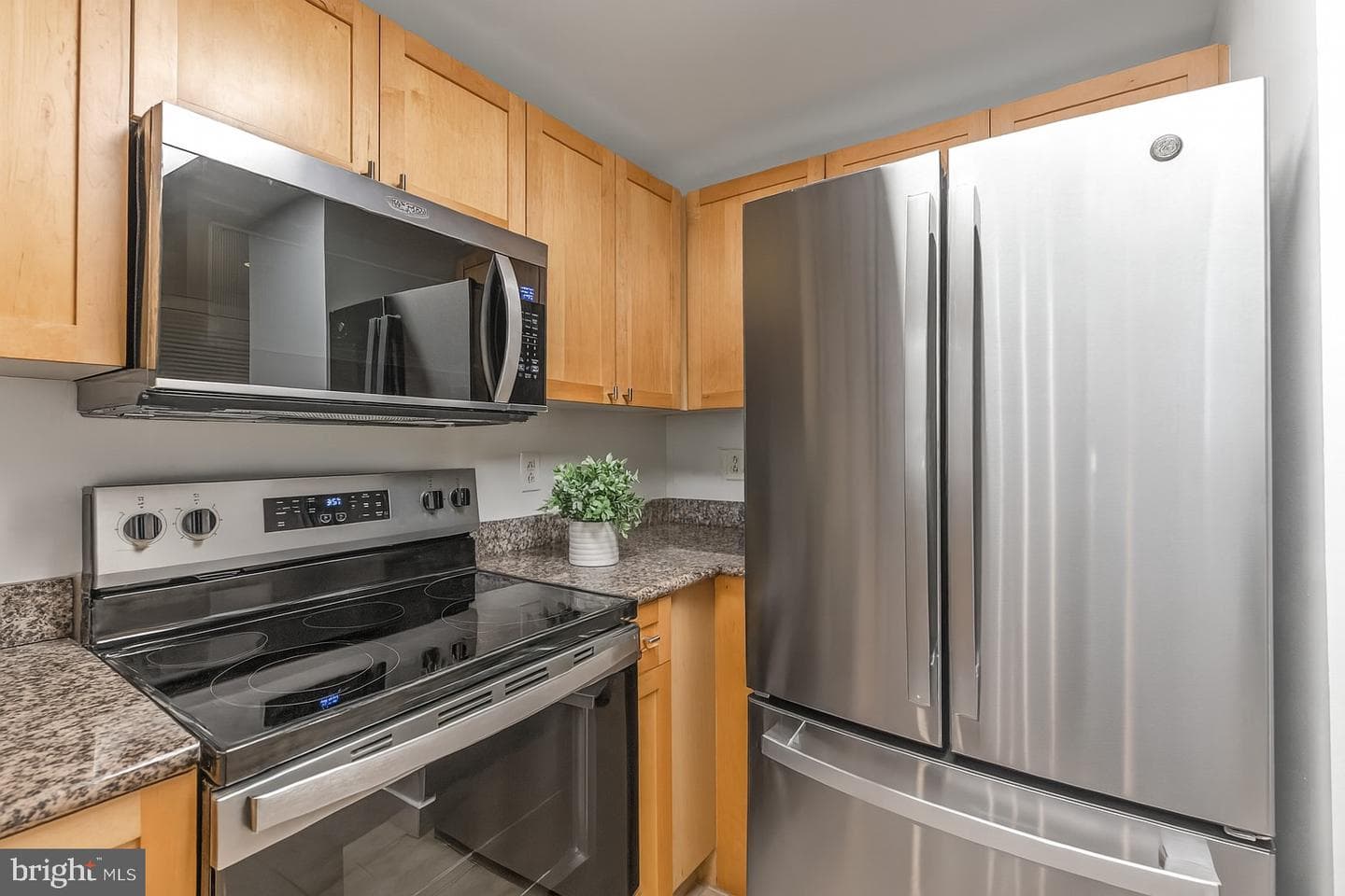 777 7th Street NW #320 photo 6