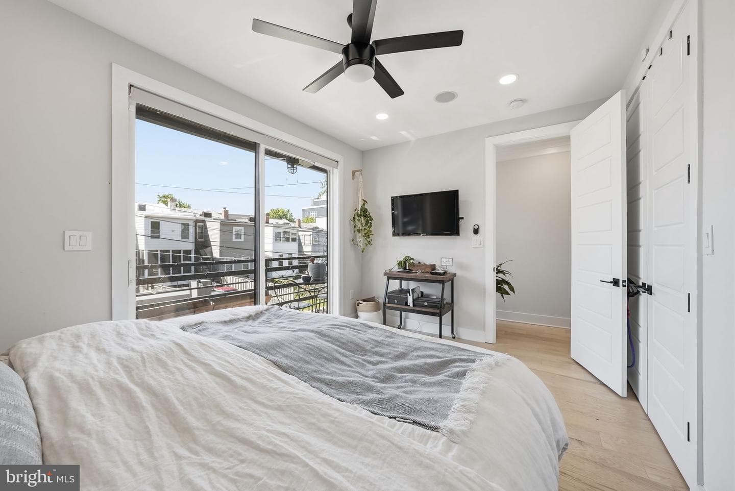 756 Princeton Place NW #1 photo 11