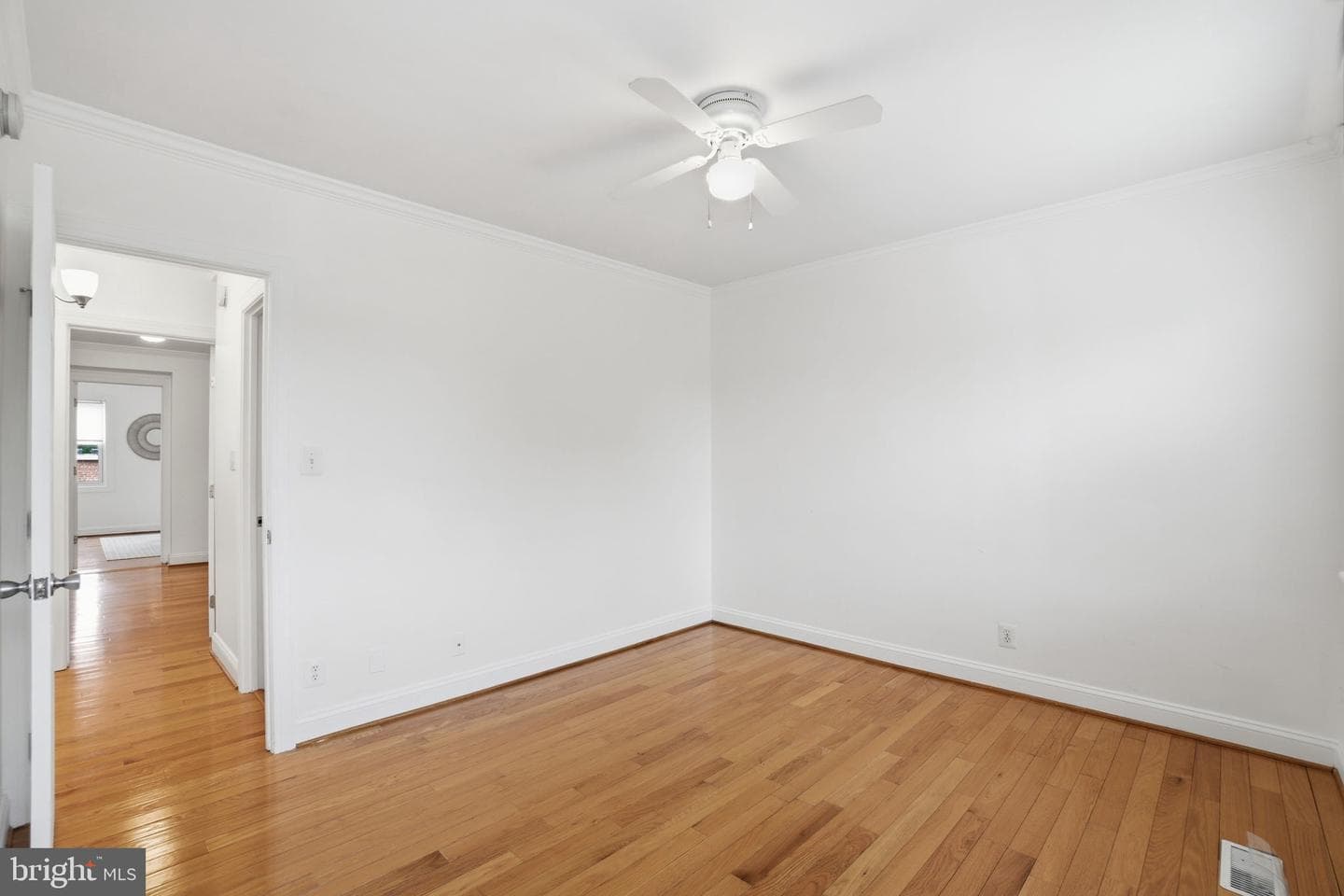 2022 C Street NE photo 19