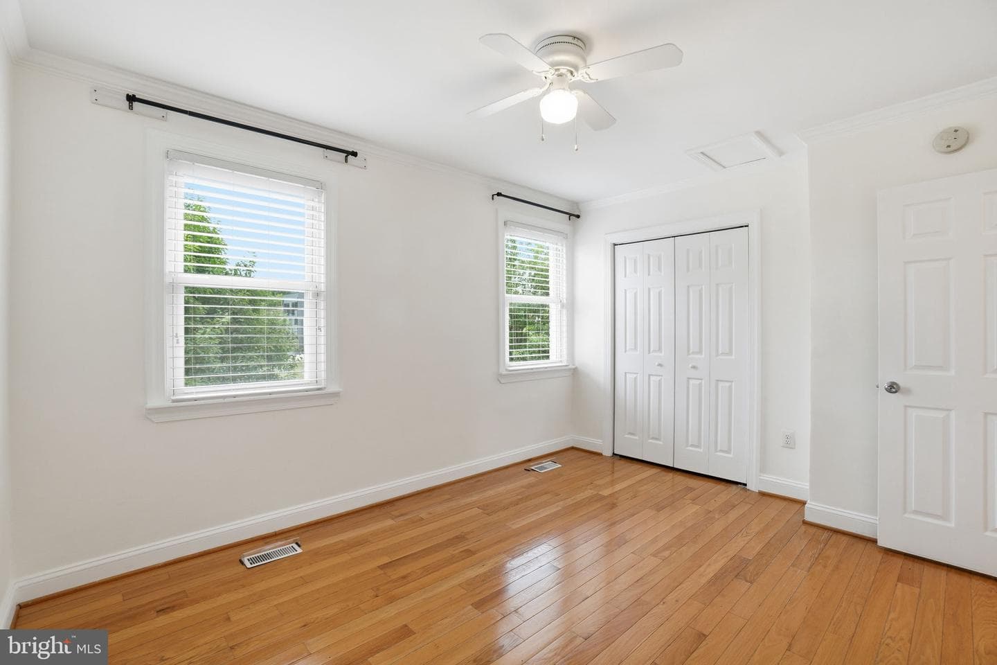 2022 C Street NE photo 20