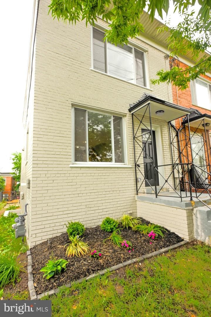 1255 Gallatin Street NE photo 30