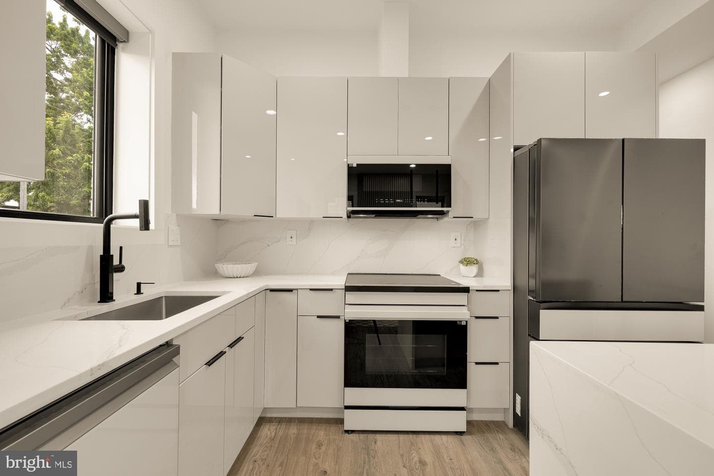 1140 Oates Street NE #201 photo 20