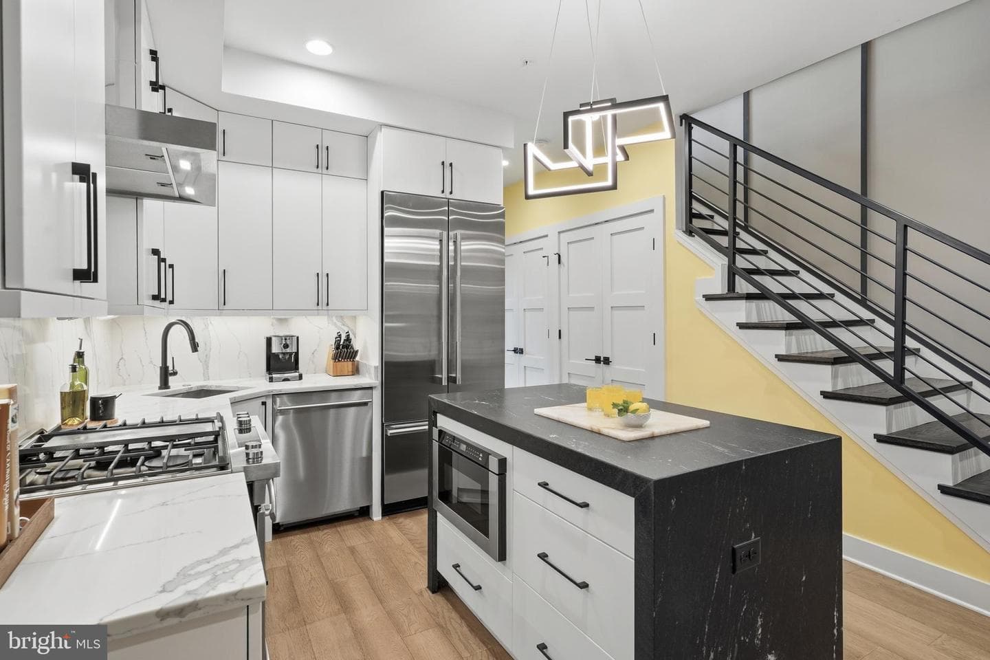 256 15th Street SE #7 photo 12