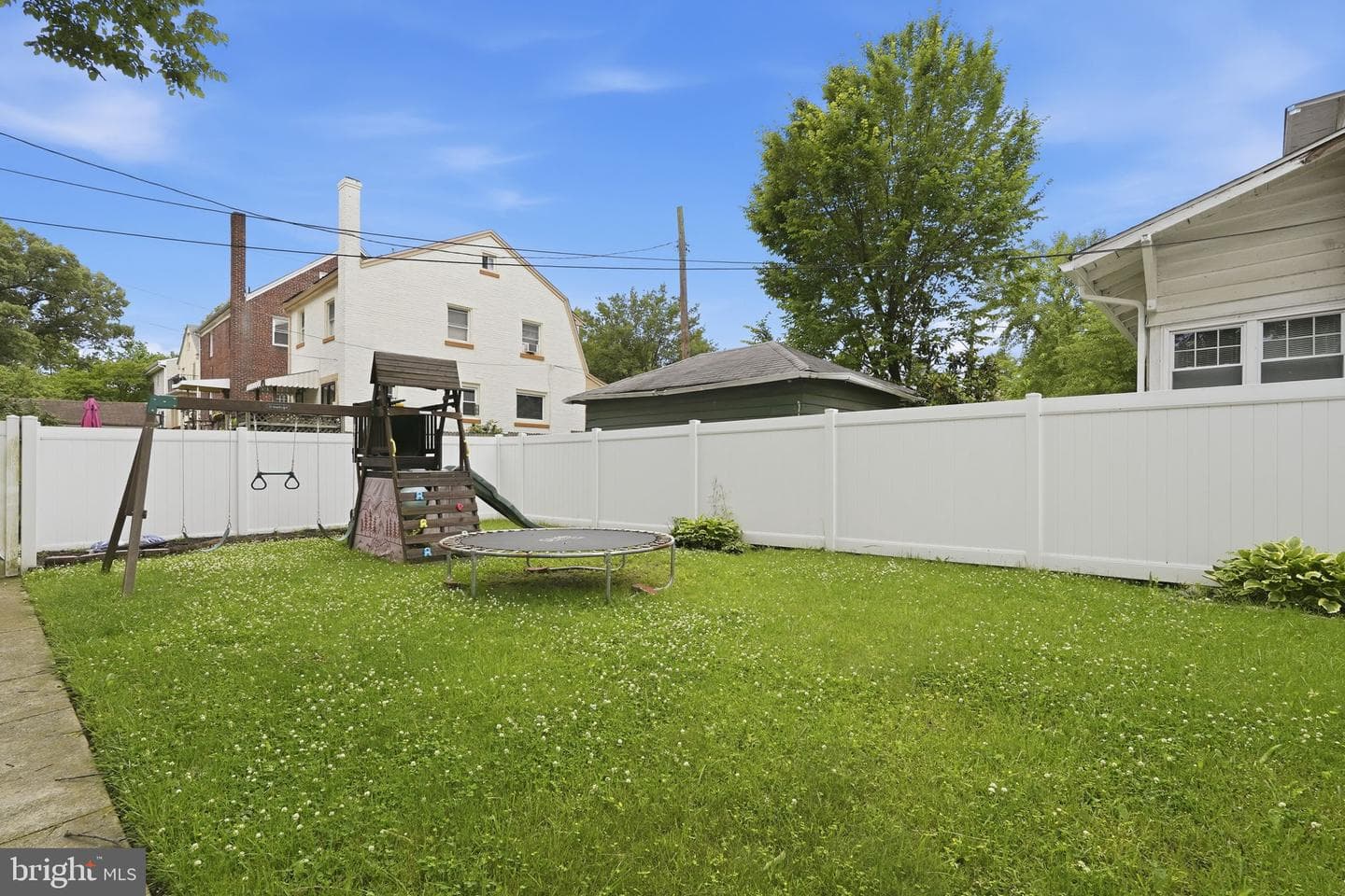 710 Van Buren Street NW photo 38