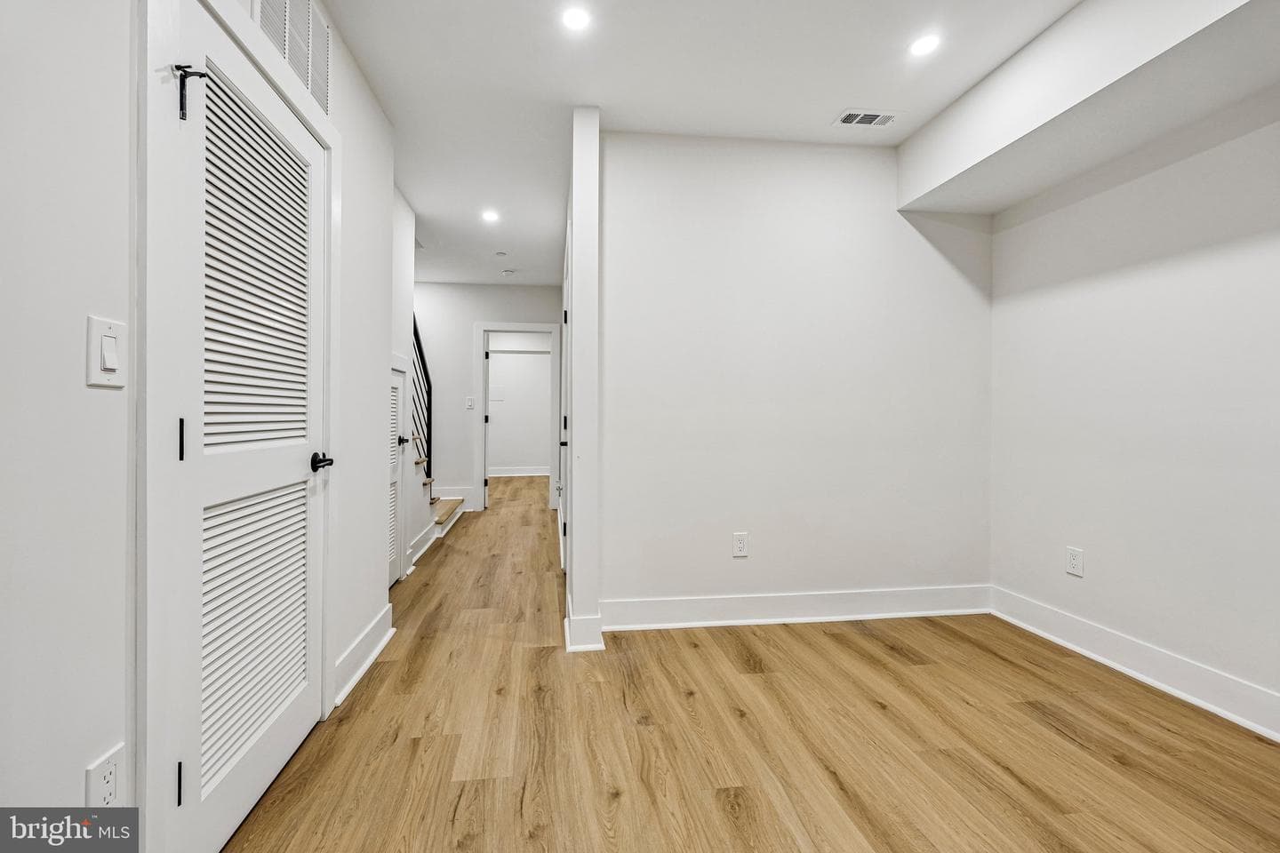 1645 West Virginia Avenue NE #1 photo 24