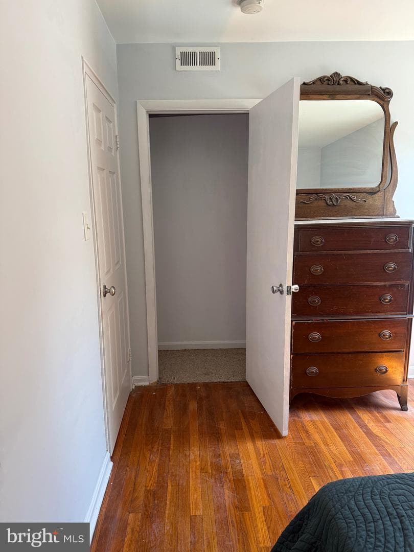 526 Kenyon Street NW #201 photo 14