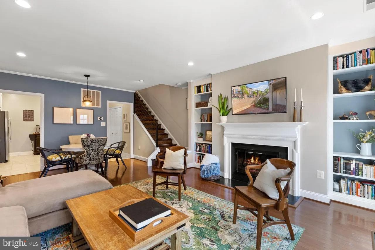 1636 Beekman Place NW #d photo 7