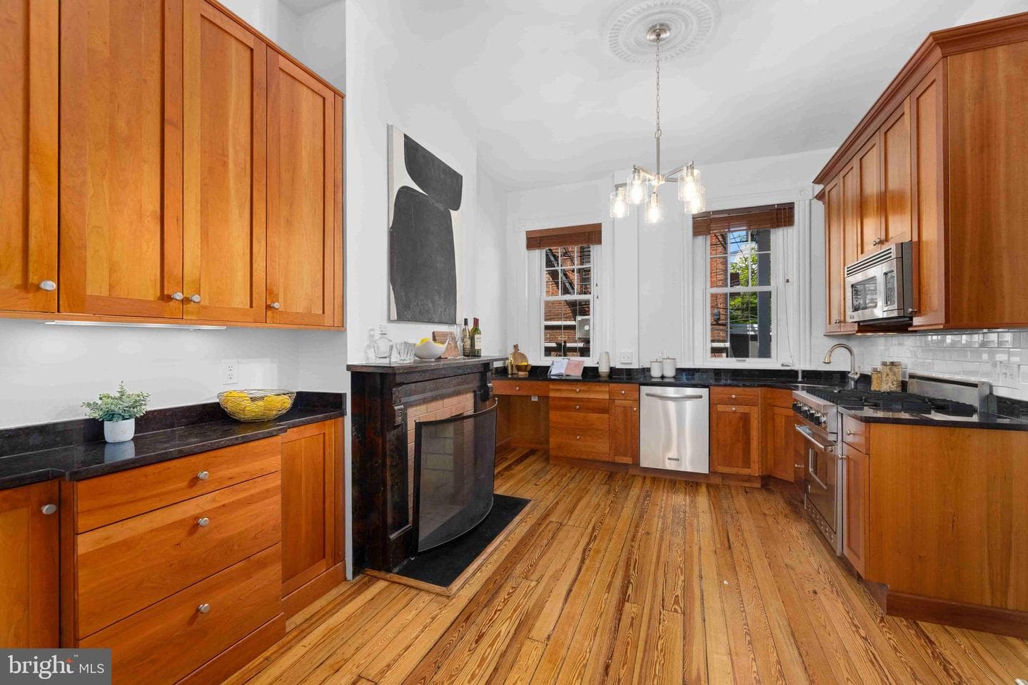 123 4th Street SE photo 8
